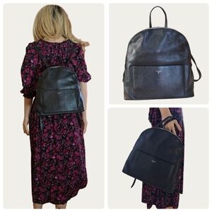 Tahari Black Pebbled Leather Backpack Excellent Condition
